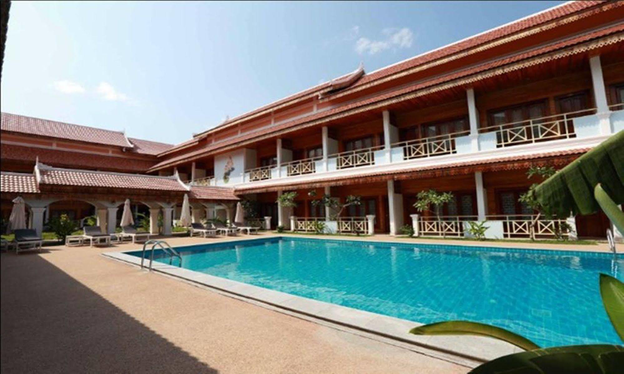 Vansana Luang Prabang Hotel מראה חיצוני תמונה