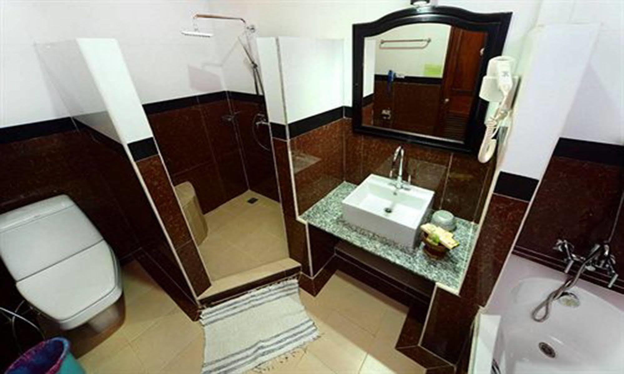 Vansana Luang Prabang Hotel מראה חיצוני תמונה