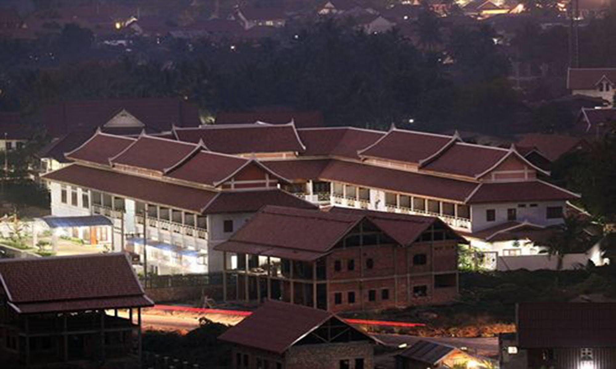 Vansana Luang Prabang Hotel מראה חיצוני תמונה